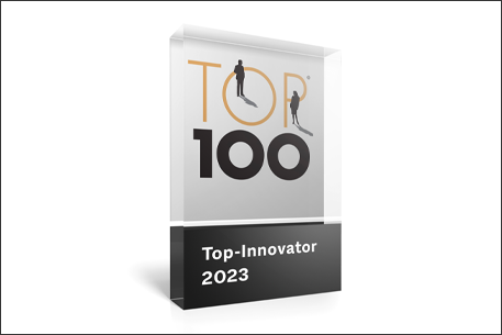 TOP 100 Innovator2023 Trophäe